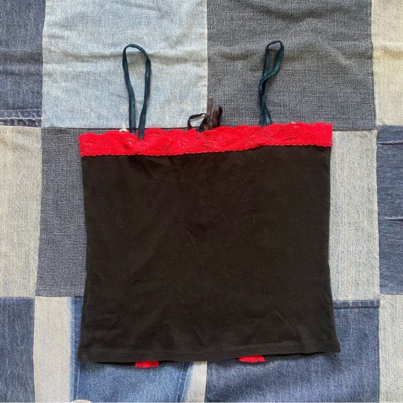 vtg one blonde one brunette black and red lace tank top lace up ribbon size S - Picture 4 of 6